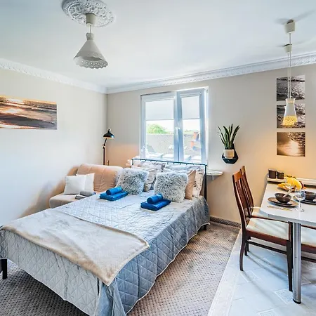 Apartament Oficerski Podczele Apartment *